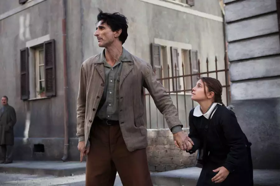 Genialna przyjaciółka - galeria zdjęć - filmweb