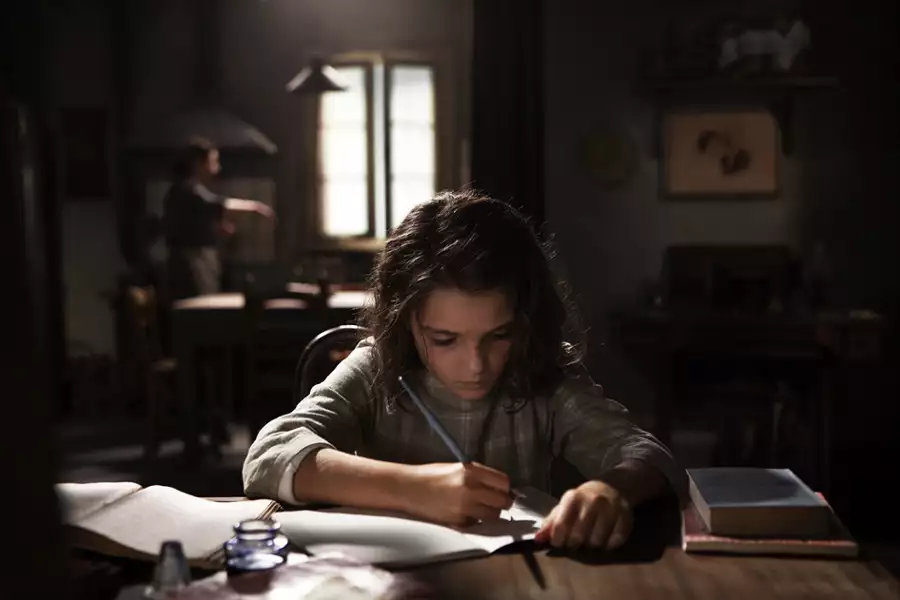 Genialna przyjaciółka - galeria zdjęć - filmweb