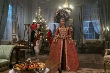 Królowa Charlotta: Opowieść ze świata Bridgertonów - galeria zdjęć - filmweb