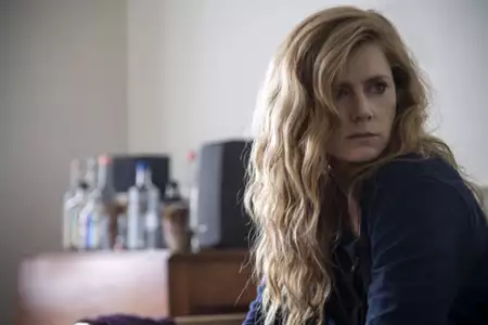 Ostre przedmioty - galeria zdjęć - filmweb