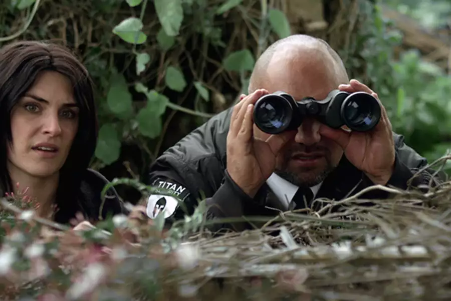 Areszt domowy - galeria zdjęć - filmweb