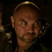 Housebound - galeria zdjęć - filmweb