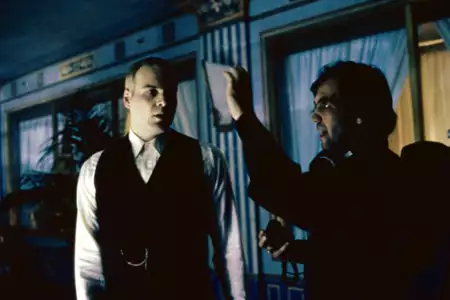 Trzynaste piętro - galeria zdjęć - filmweb