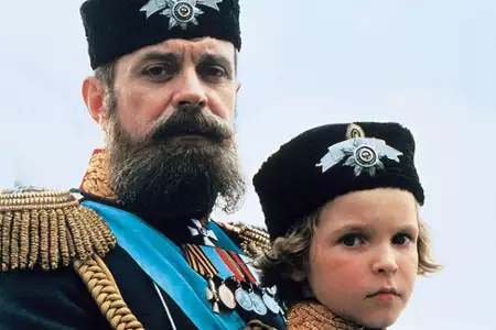 Cyrulik syberyjski - galeria zdjęć - filmweb
