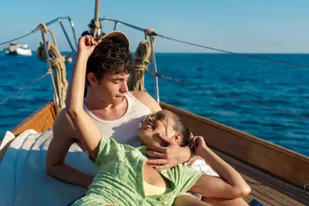 Przez moje okno 2: Rozdzieleni - galeria zdjęć - filmweb