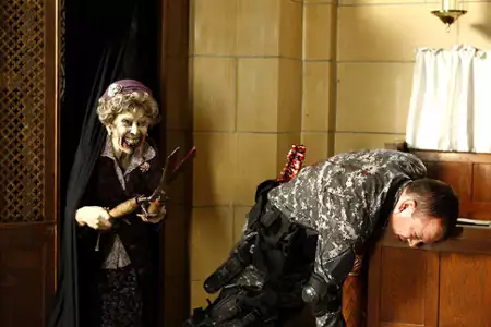 Doghouse - galeria zdjęć - filmweb