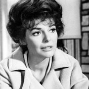 Wątła nić - galeria zdjęć - filmweb