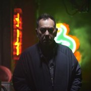 Strangers - galeria zdjęć - filmweb