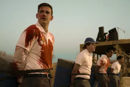 Daybreak - galeria zdjęć - filmweb