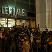 Daybreak - galeria zdjęć - filmweb