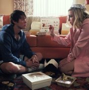 Daybreak - galeria zdjęć - filmweb