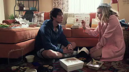 Daybreak - galeria zdjęć - filmweb