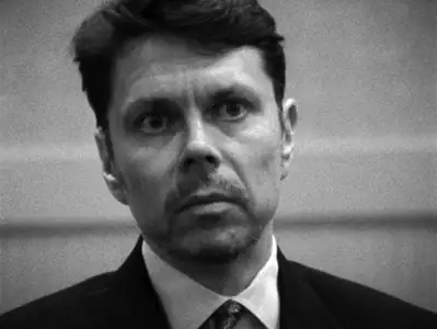 Osaczeni. Demokracja w sidłach neoliberalizmu - galeria zdjęć - filmweb