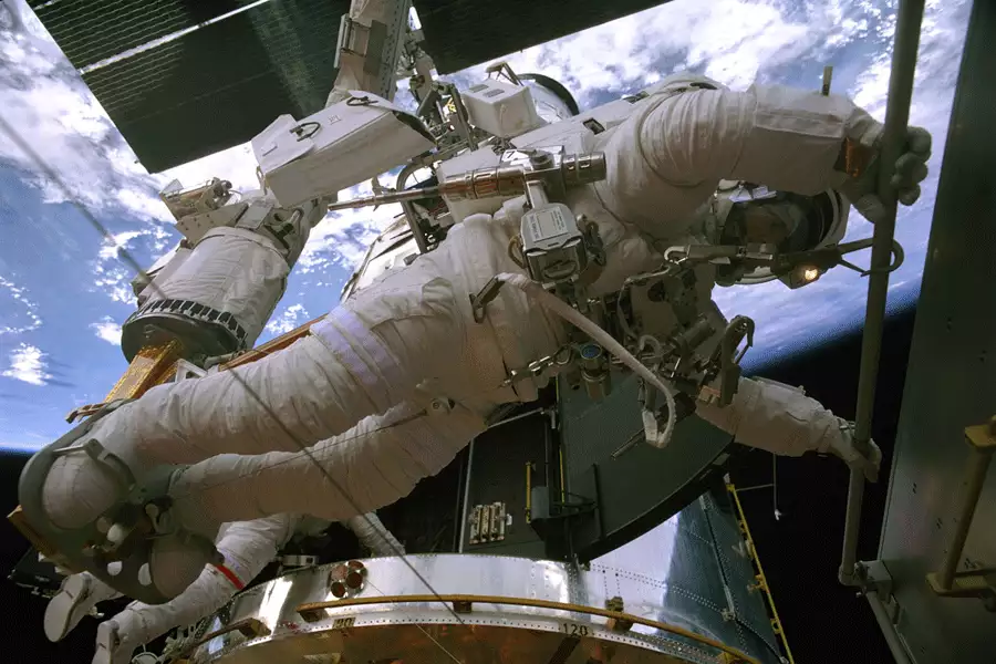 IMAX: Hubble 3D - galeria zdjęć - filmweb