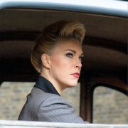 Hannah Waddingham w Śledztwo na cztery ręce