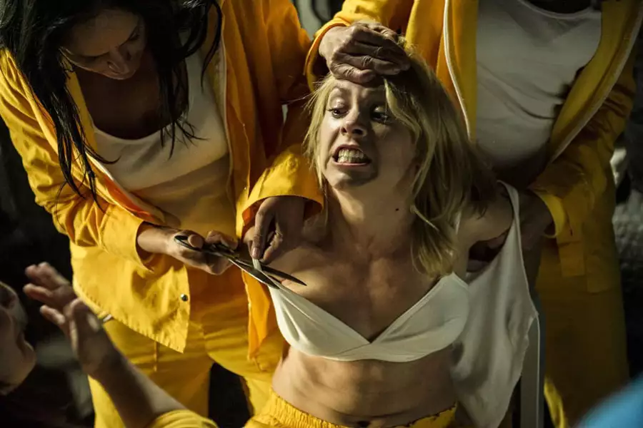Uwięzione - galeria zdjęć - filmweb