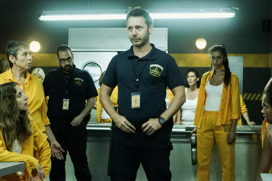 Uwięzione - galeria zdjęć - filmweb