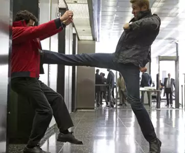 Intelligence - galeria zdjęć - filmweb