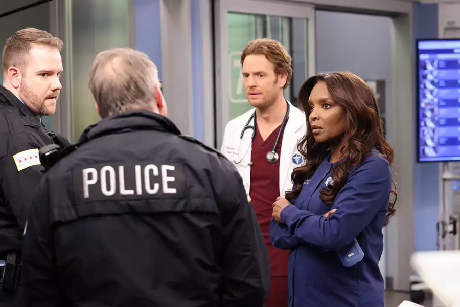 Chicago Med - galeria zdjęć - filmweb