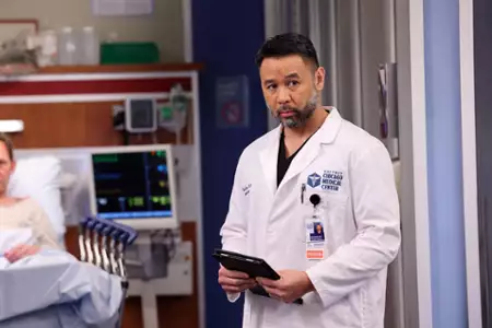 Chicago Med - galeria zdjęć - filmweb