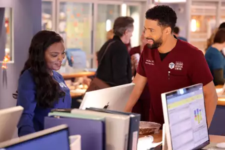 Chicago Med - galeria zdjęć - filmweb