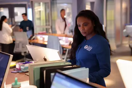 Chicago Med - galeria zdjęć - filmweb
