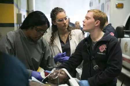 Chicago Med - galeria zdjęć - filmweb