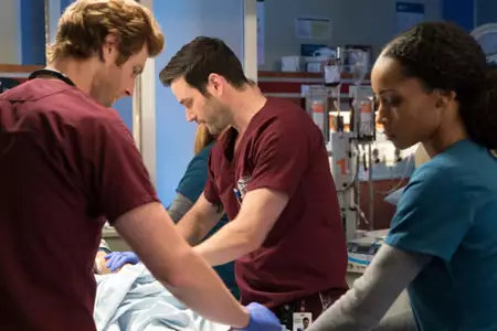 Chicago Med - galeria zdjęć - filmweb