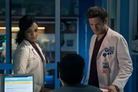 Chicago Med - galeria zdjęć - filmweb