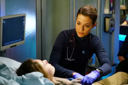 Chicago Med - galeria zdjęć - filmweb