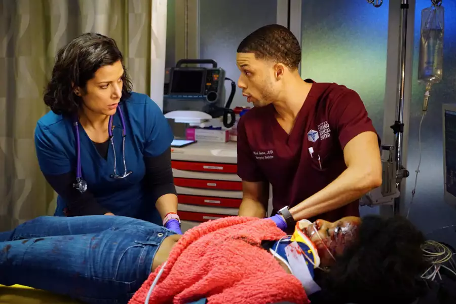 Chicago Med - galeria zdjęć - filmweb