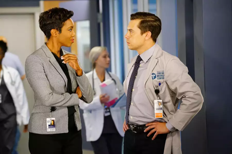 Chicago Med - galeria zdjęć - filmweb
