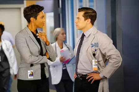 Chicago Med - galeria zdjęć - filmweb