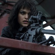 Eve Harlow w Nocny agent