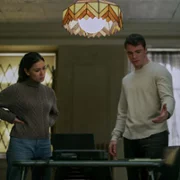 The Night Agent - galeria zdjęć - filmweb