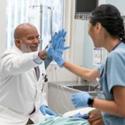 St. Denis Medical - galeria zdjęć - filmweb