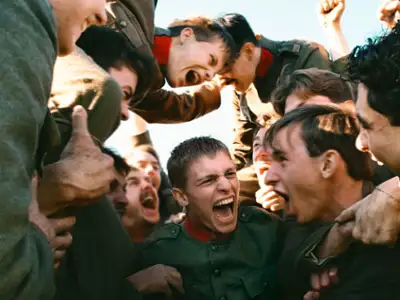 Tch&oacute;rz - galeria zdjęć - filmweb