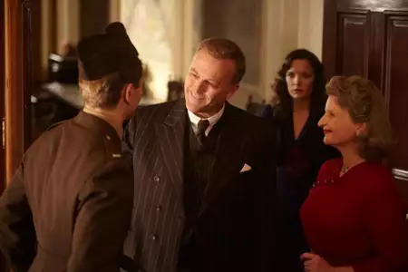 Bombowe dziewczyny - galeria zdjęć - filmweb