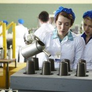 Bombowe dziewczyny - galeria zdjęć - filmweb
