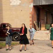 Bomb Girls - galeria zdjęć - filmweb