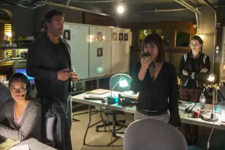 UnReal: Telewizja kłamie - galeria zdjęć - filmweb