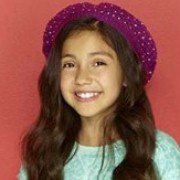 Cristela - galeria zdjęć - filmweb