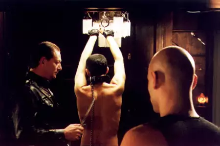 Rok bez miłości - galeria zdjęć - filmweb