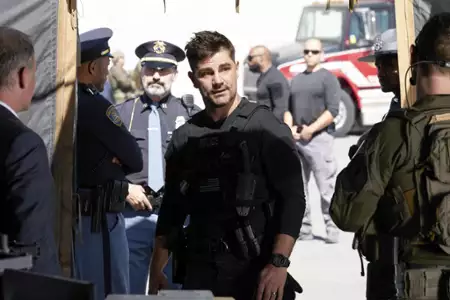 Burmistrz Kingstown - galeria zdjęć - filmweb