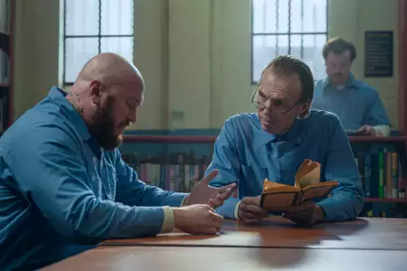 Burmistrz Kingstown - galeria zdjęć - filmweb