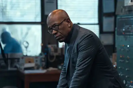 Burmistrz Kingstown - galeria zdjęć - filmweb