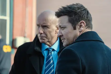 Burmistrz Kingstown - galeria zdjęć - filmweb