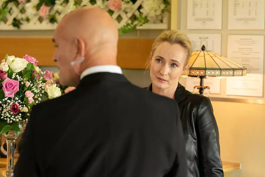 Gwiazda szeryfa - galeria zdjęć - filmweb