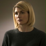 Jodie Whittaker w Zaufaj mi