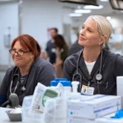 The Pitt - galeria zdjęć - filmweb